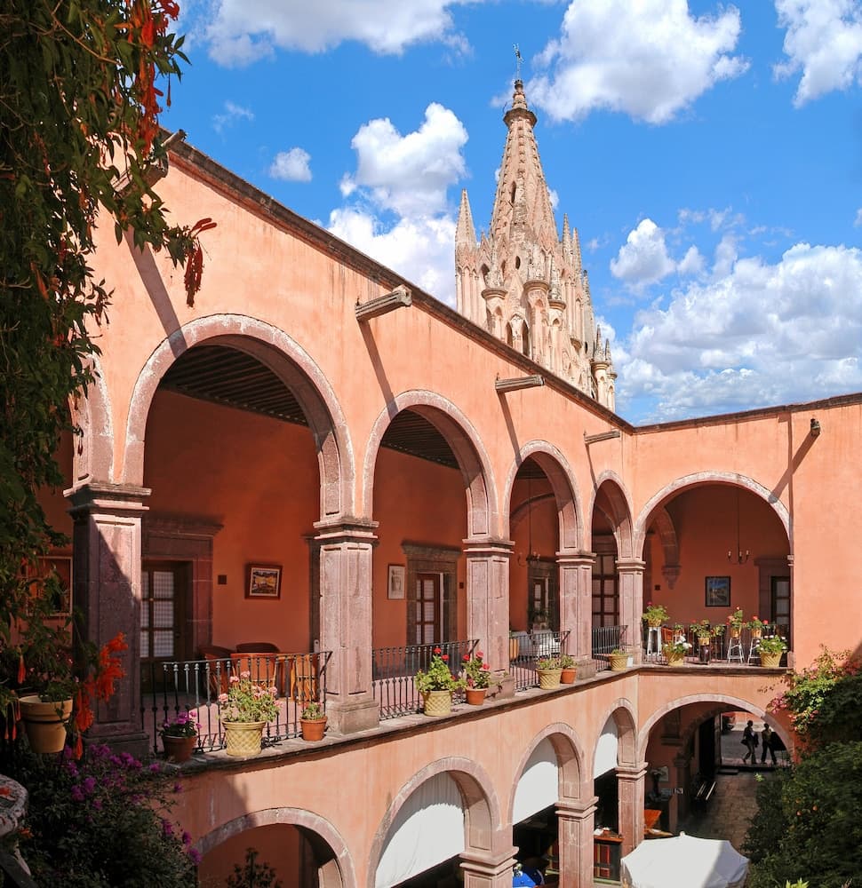 Hotel Carmina